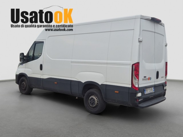 IVECO Daily Daily 35S14HV 2.3 HPT PM-TM Furg. IVECO DAILY PASSO MEDIO TETTO ALTO. 