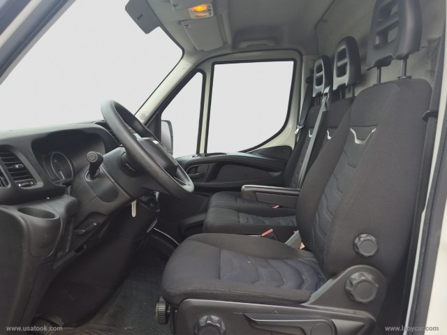 IVECO Daily Daily 35S14HV 2.3 HPT PM-TM Furg. IVECO DAILY PASSO MEDIO TETTO ALTO. 
