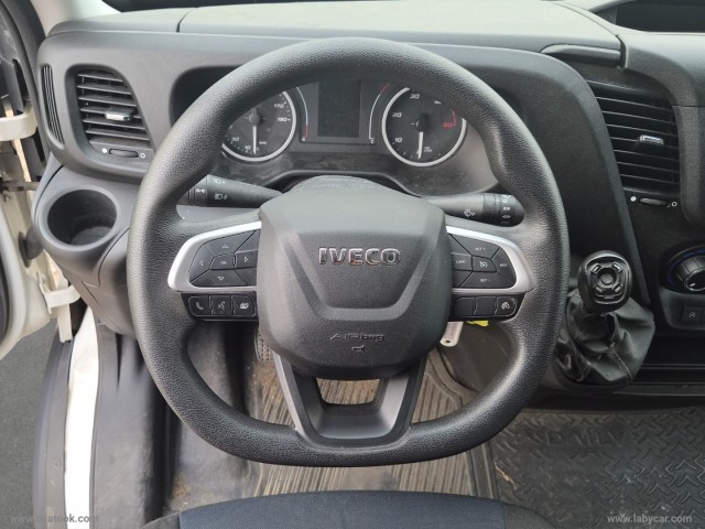 IVECO Daily Daily 35S14HV 2.3 HPT PM-TM Furg. IVECO DAILY PASSO MEDIO TETTO ALTO. 