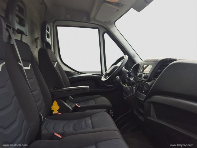 IVECO Daily Daily 35S14HV 2.3 HPT PM-TM Furg. IVECO DAILY PASSO MEDIO TETTO ALTO. 